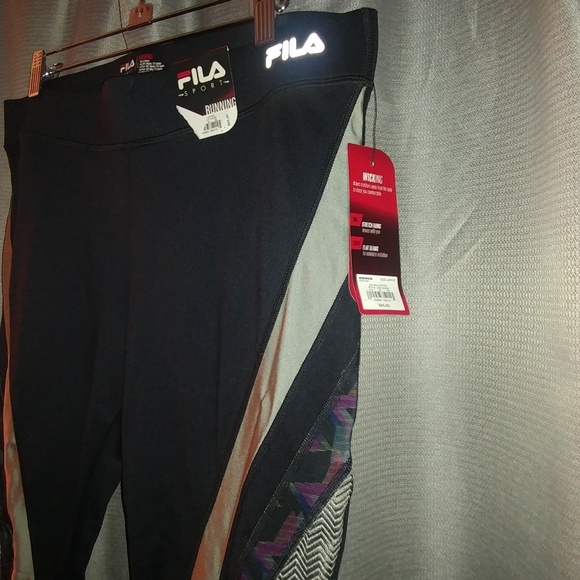 Fila Calf Length Workout Pants - Picture 2 of 2